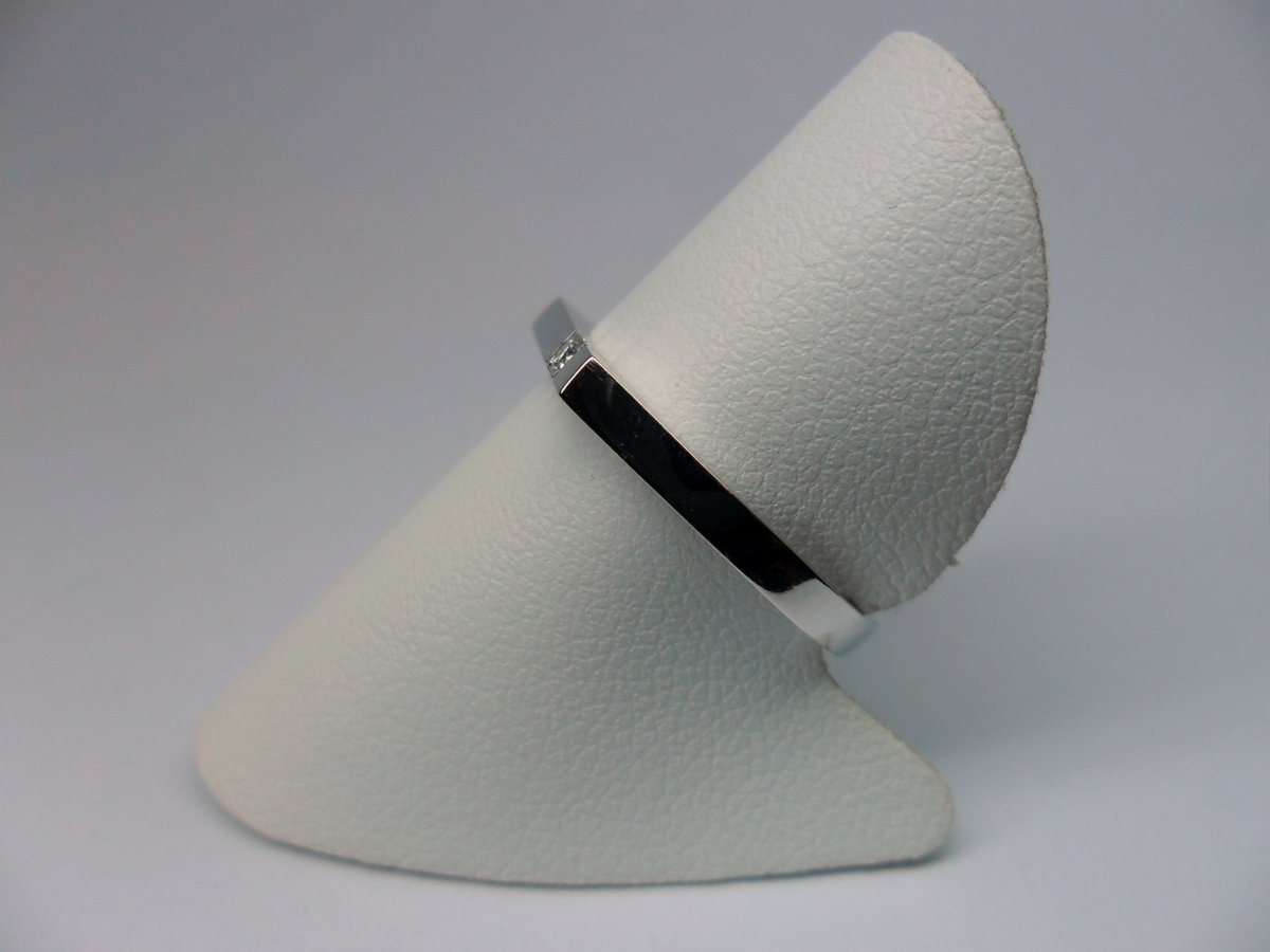 Streepring Witgoud Smal 1st.